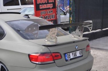 Asansörlü DTM Spoiler&Ayağı Sedan Araçlara Uyumlu