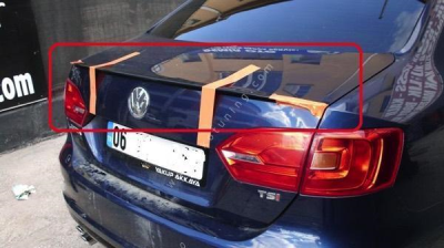 VW Jetta Bagaj Spoileri